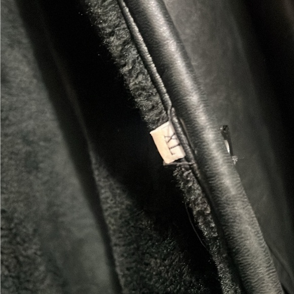 Vintage Shearling - Picture 4 of 6